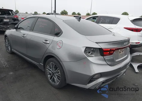 2024 Kia Forte Gt-Line из США, поврежденный, VIN 3KPF54AD4RE753314